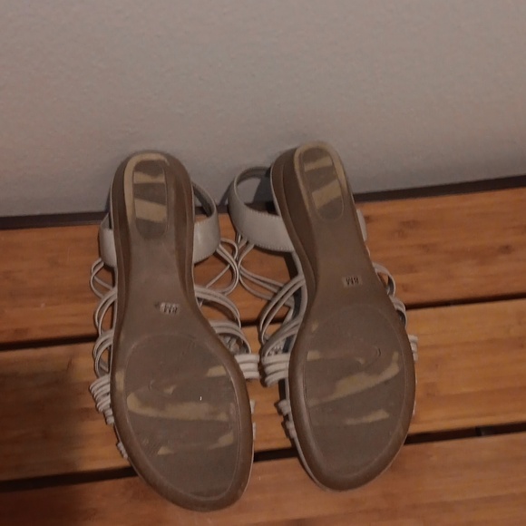 Impo Women's Tan/Beige Sandals - Picture 2 of 3